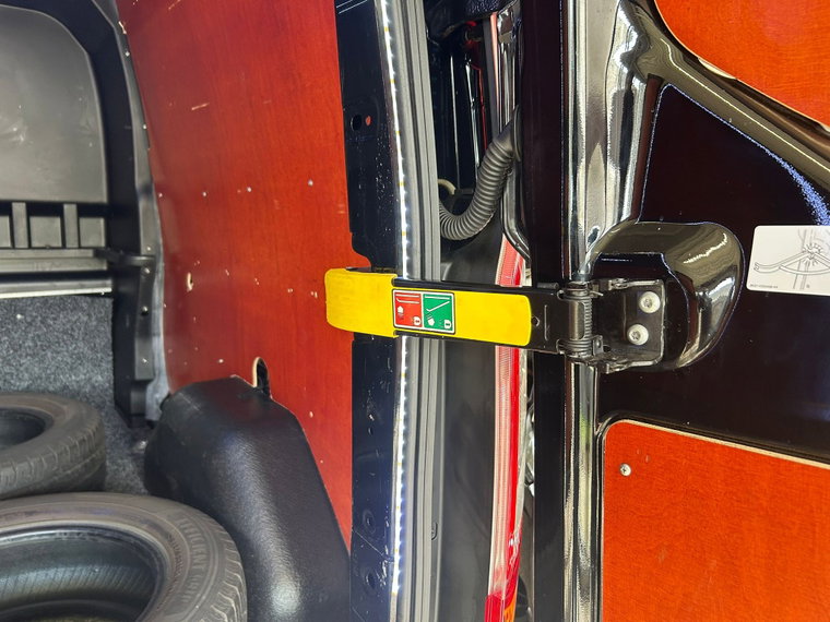Vehicle Image 19