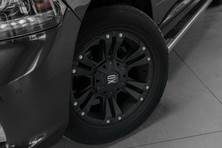 Vehicle Image 8