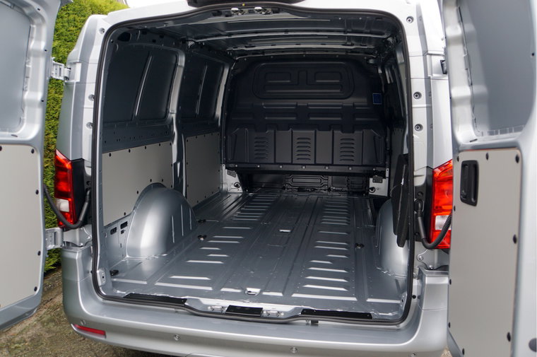 Vehicle Image 19