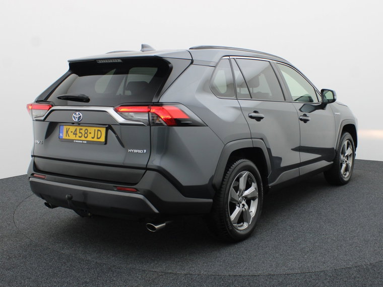 Vehicle Image 24