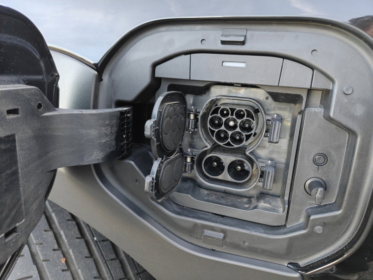 Vehicle Image 31