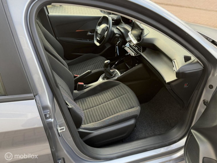 Vehicle Image 20