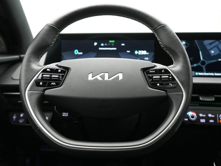Vehicle Image 27