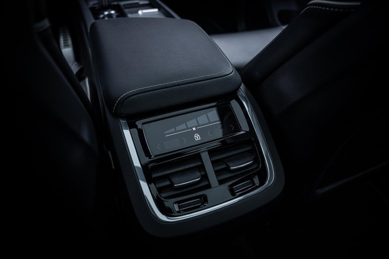 Vehicle Image 47