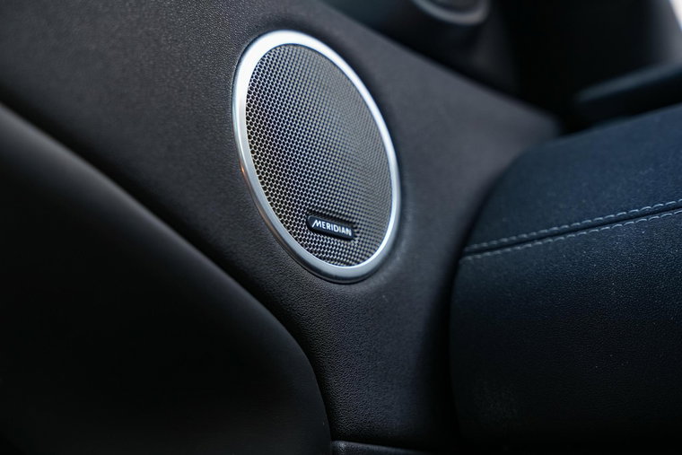 Vehicle Image 24