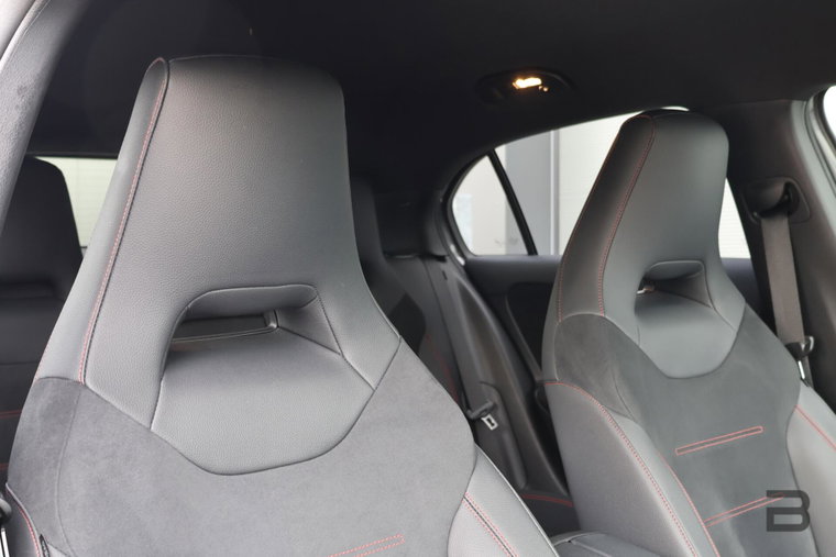 Vehicle Image 42