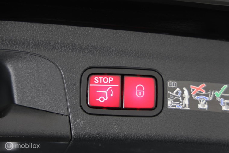 Vehicle Image 45