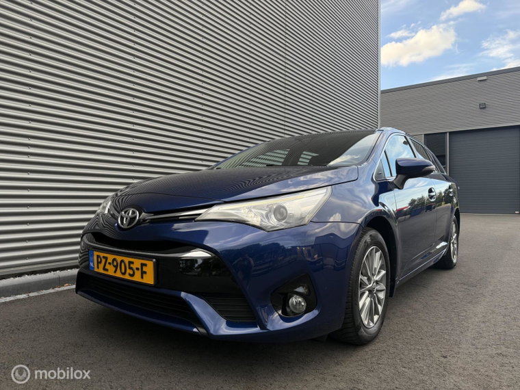 Vehicle Image 17
