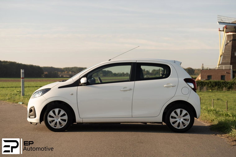 Vehicle Image 19