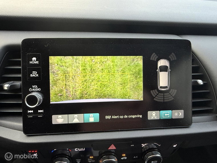 Vehicle Image 38