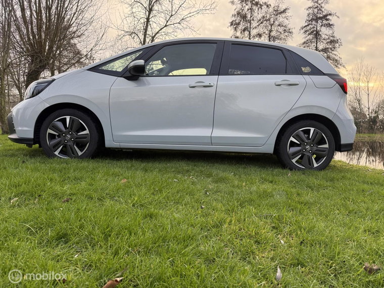 Vehicle Image 46