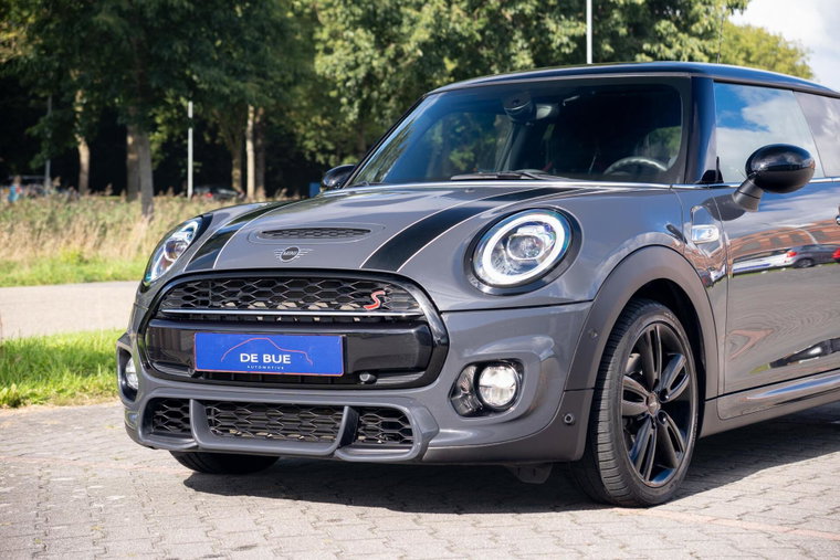 Vehicle Image 30