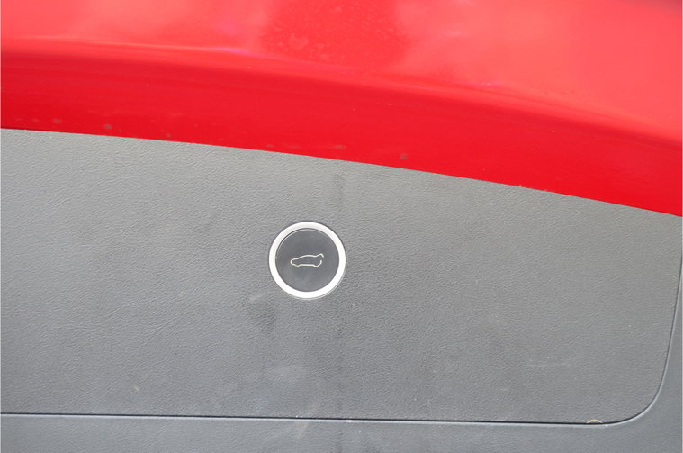 Vehicle Image 36