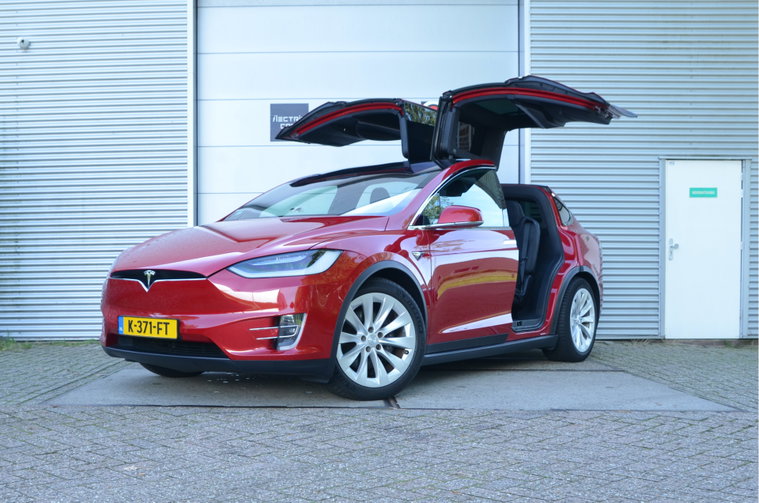 Vehicle Image 6
