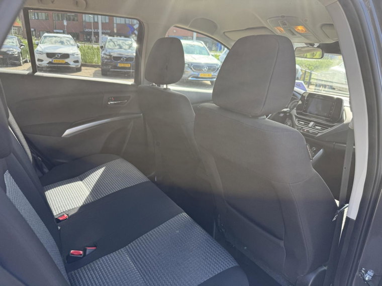 Vehicle Image 7
