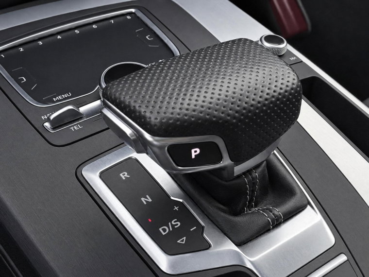Vehicle Image 18