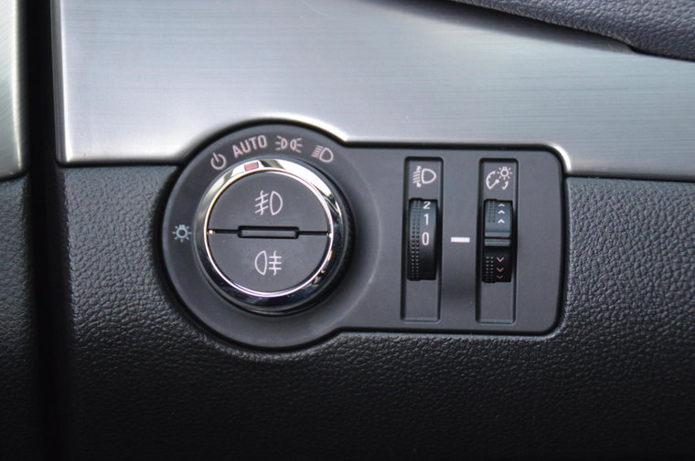 Vehicle Image 17