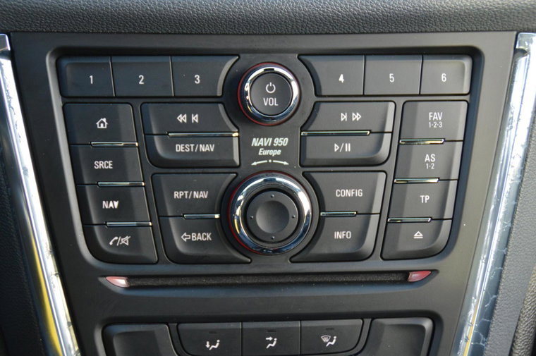 Vehicle Image 26
