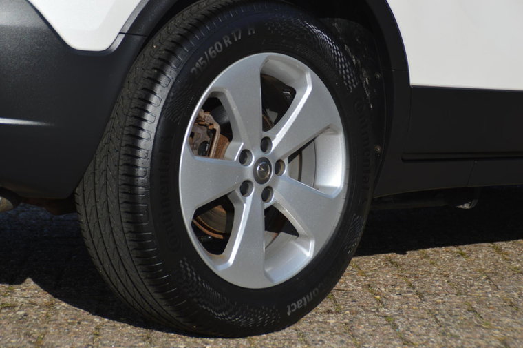 Vehicle Image 33
