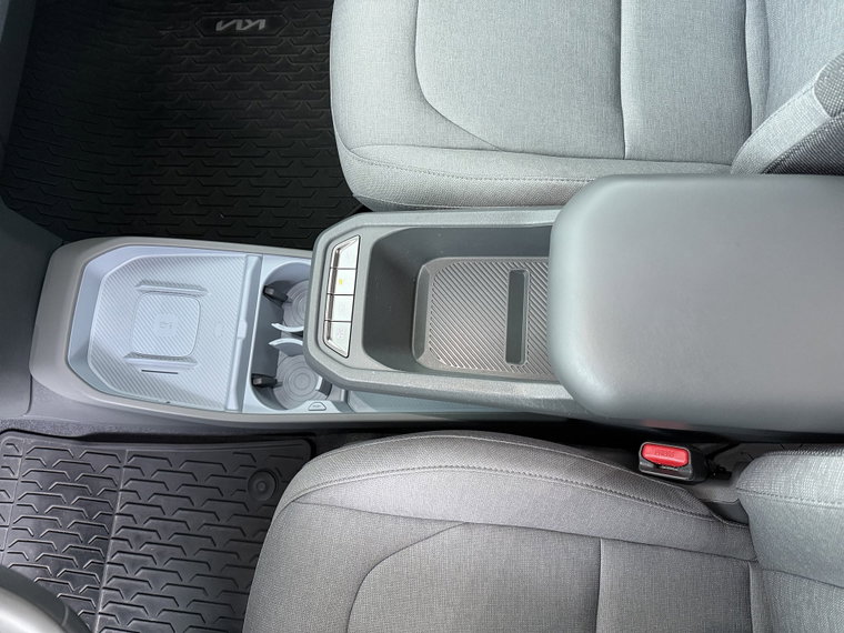 Vehicle Image 33
