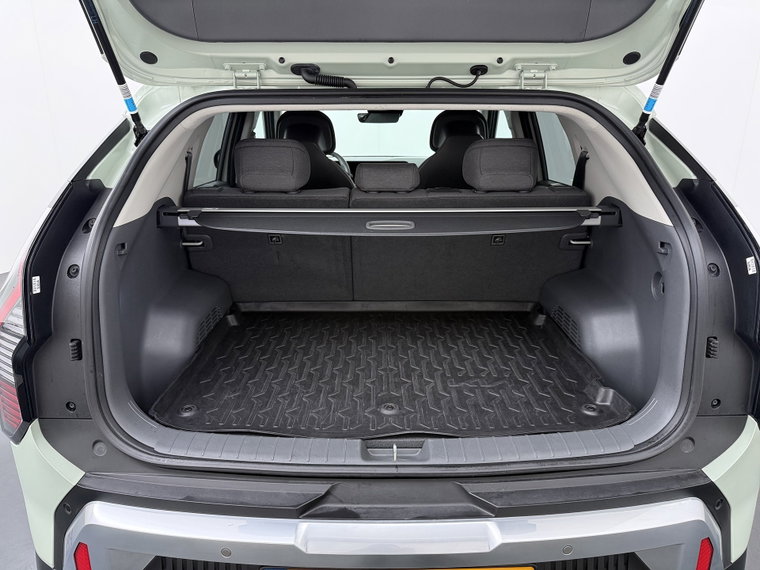 Vehicle Image 38