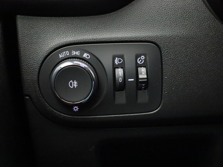 Vehicle Image 28