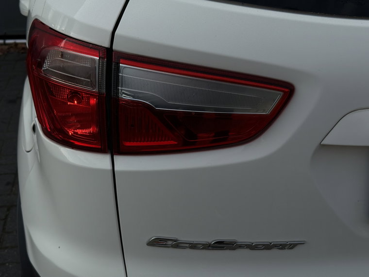 Vehicle Image 40