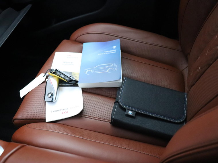 Vehicle Image 34