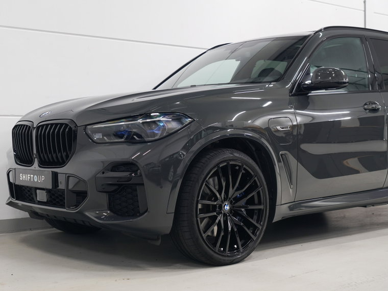 Vehicle Image 36