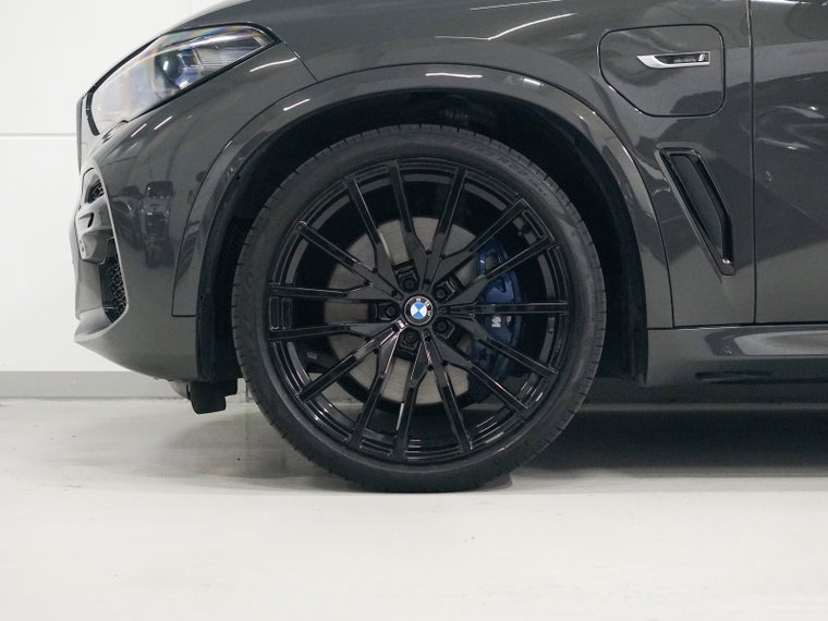 Vehicle Image 41