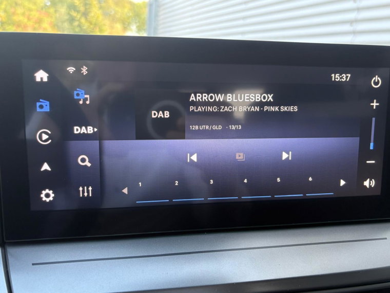 Vehicle Image 21