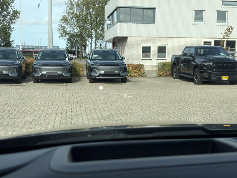 Vehicle Image 20