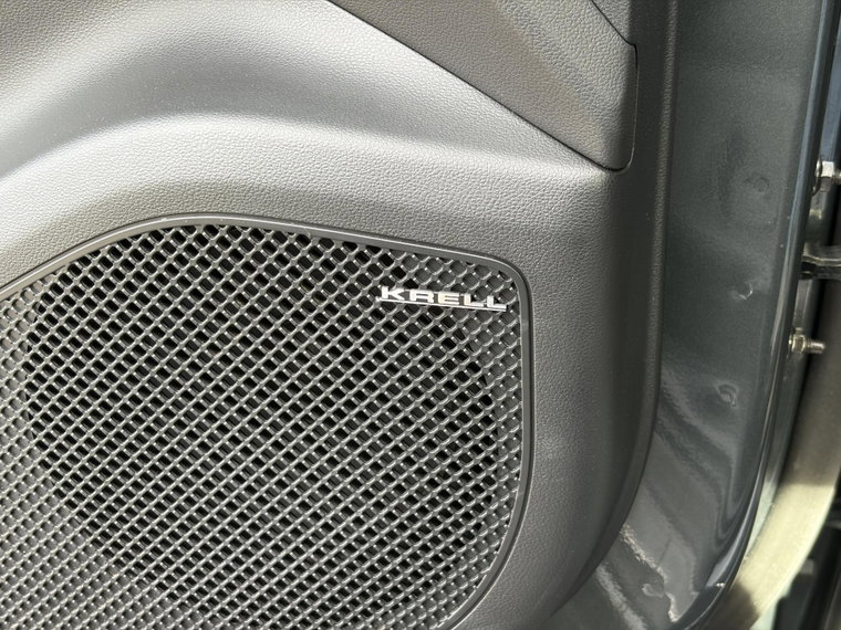 Vehicle Image 48