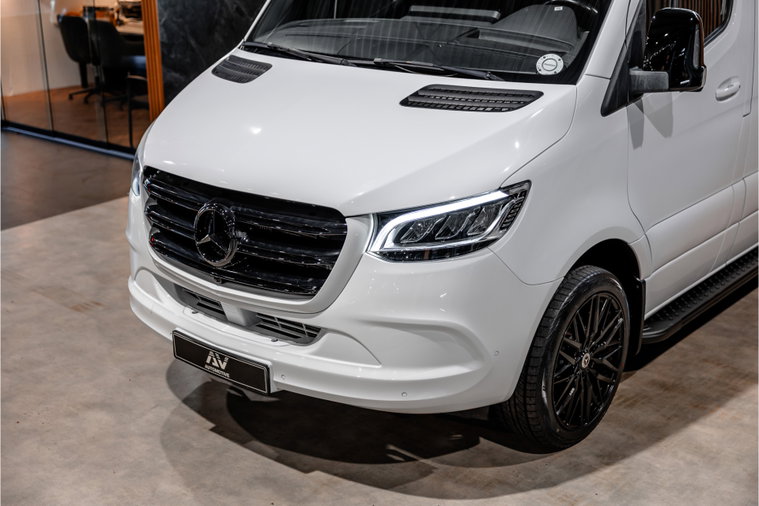 Vehicle Image 40