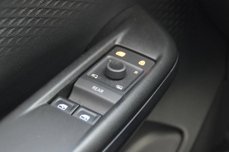 Vehicle Image 45
