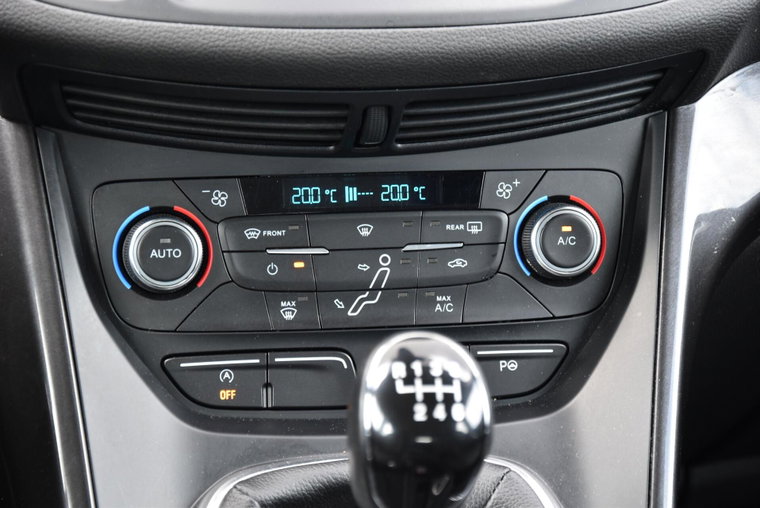 Vehicle Image 17