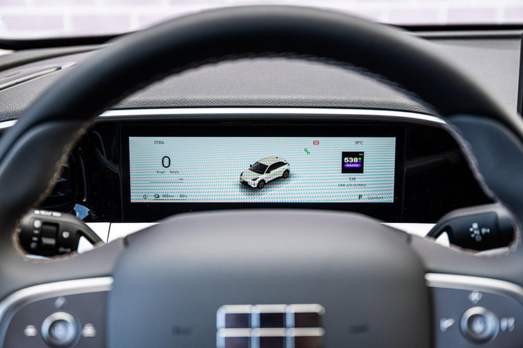 Vehicle Image 13