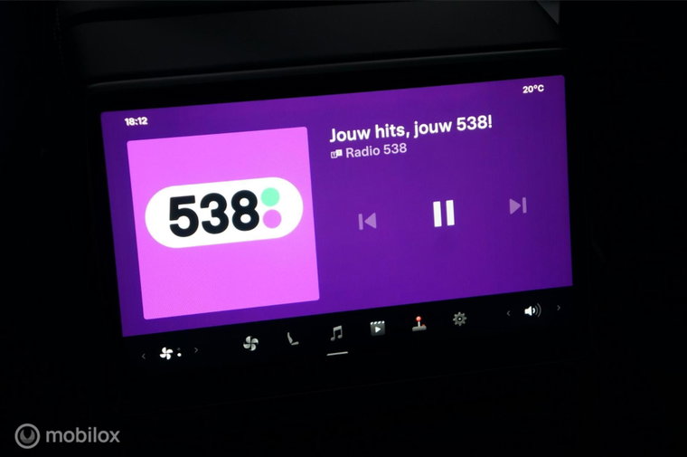 Vehicle Image 31