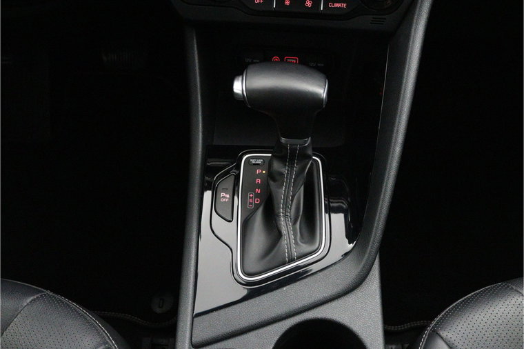 Vehicle Image 29