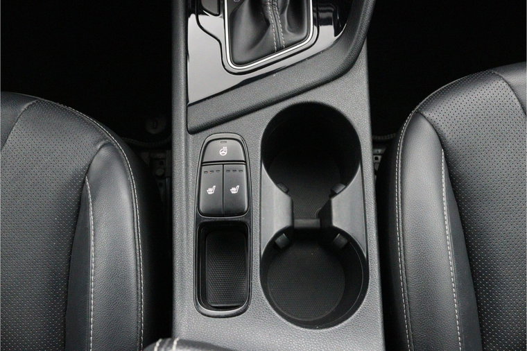 Vehicle Image 52