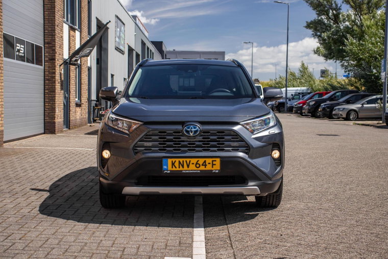 Vehicle Image 9