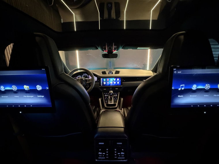Vehicle Image 20