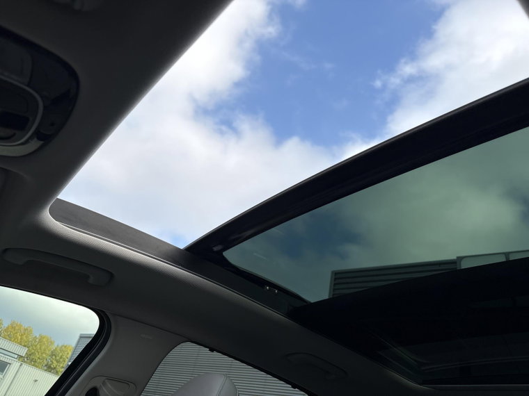 Vehicle Image 39