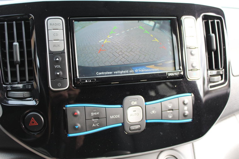 Vehicle Image 36