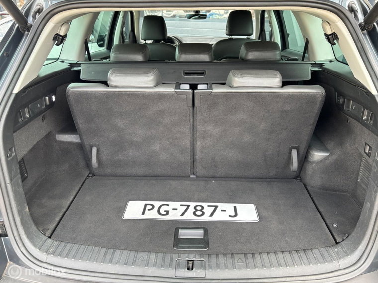 Vehicle Image 27