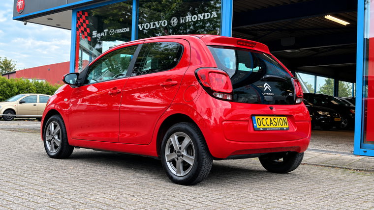 Vehicle Image 4