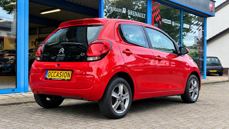 Vehicle Image 6