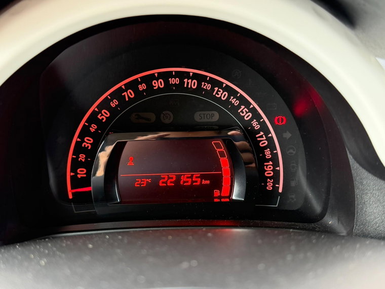 Vehicle Image 35