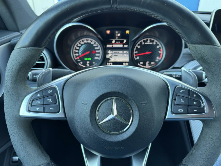 Vehicle Image 24