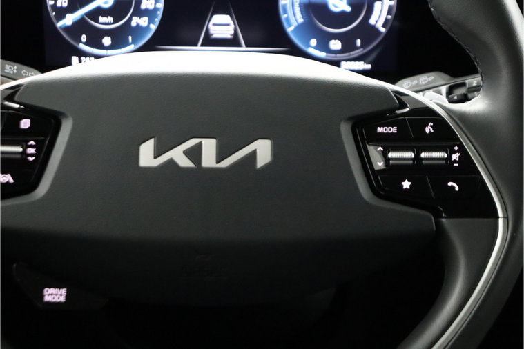 Vehicle Image 27